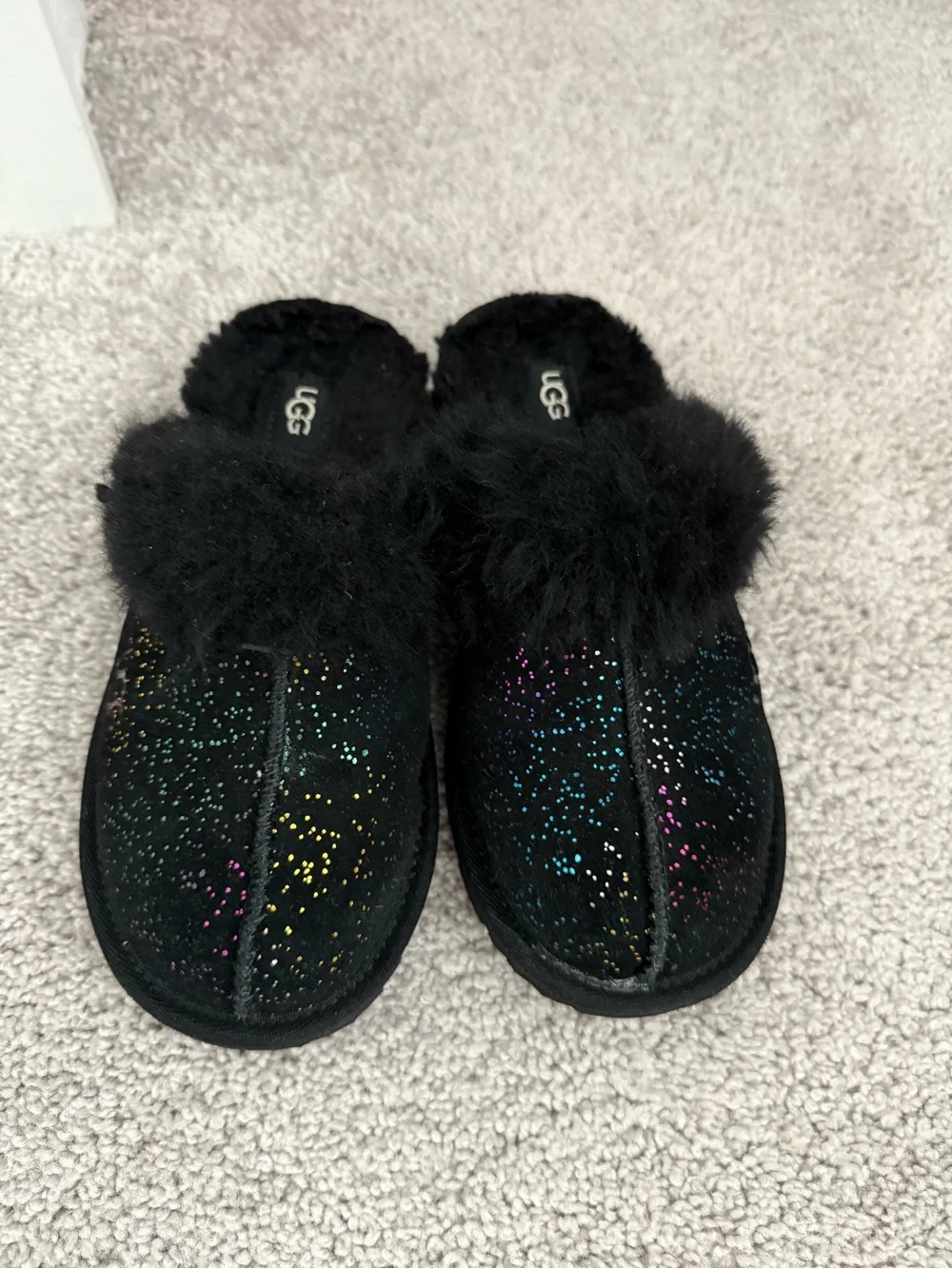 UGG Cozy II - Kids Black Sheepskin Slide Slippers with Multicolor Glitter